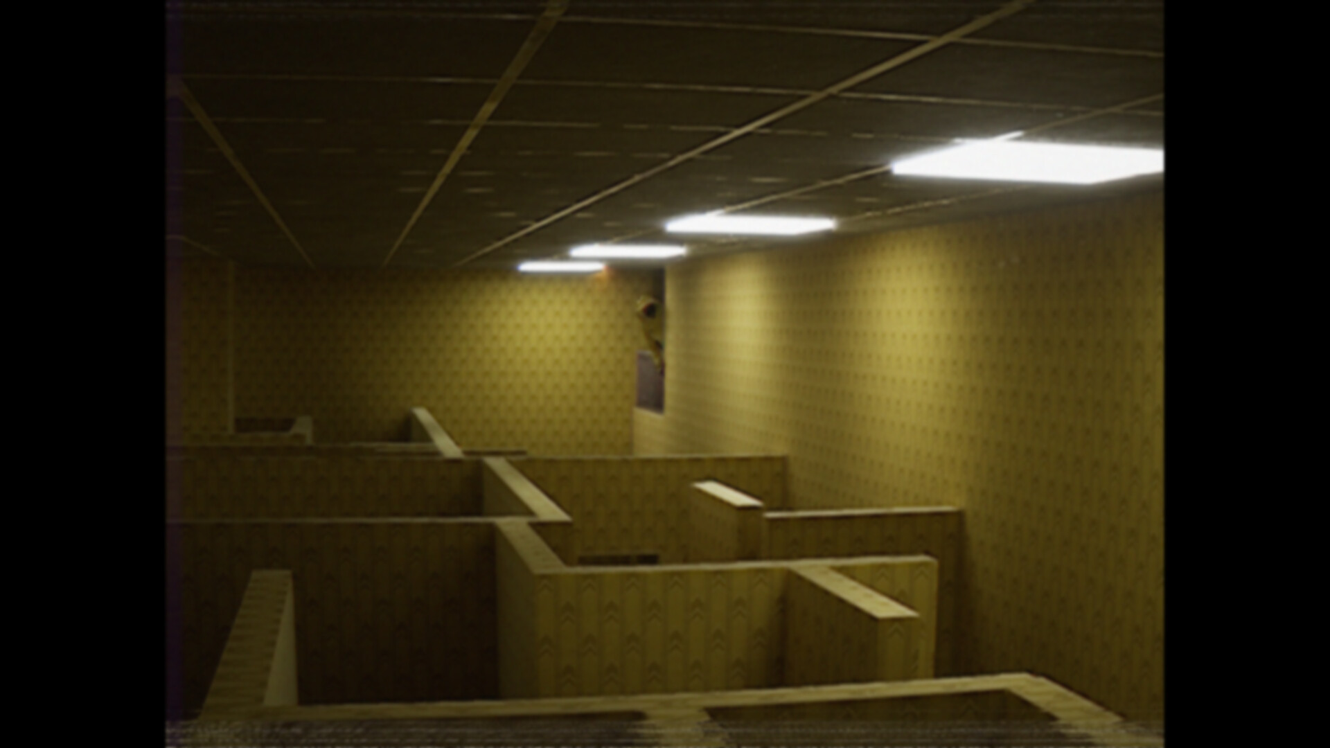 Backrooms: Step Into The Void screenshot 4