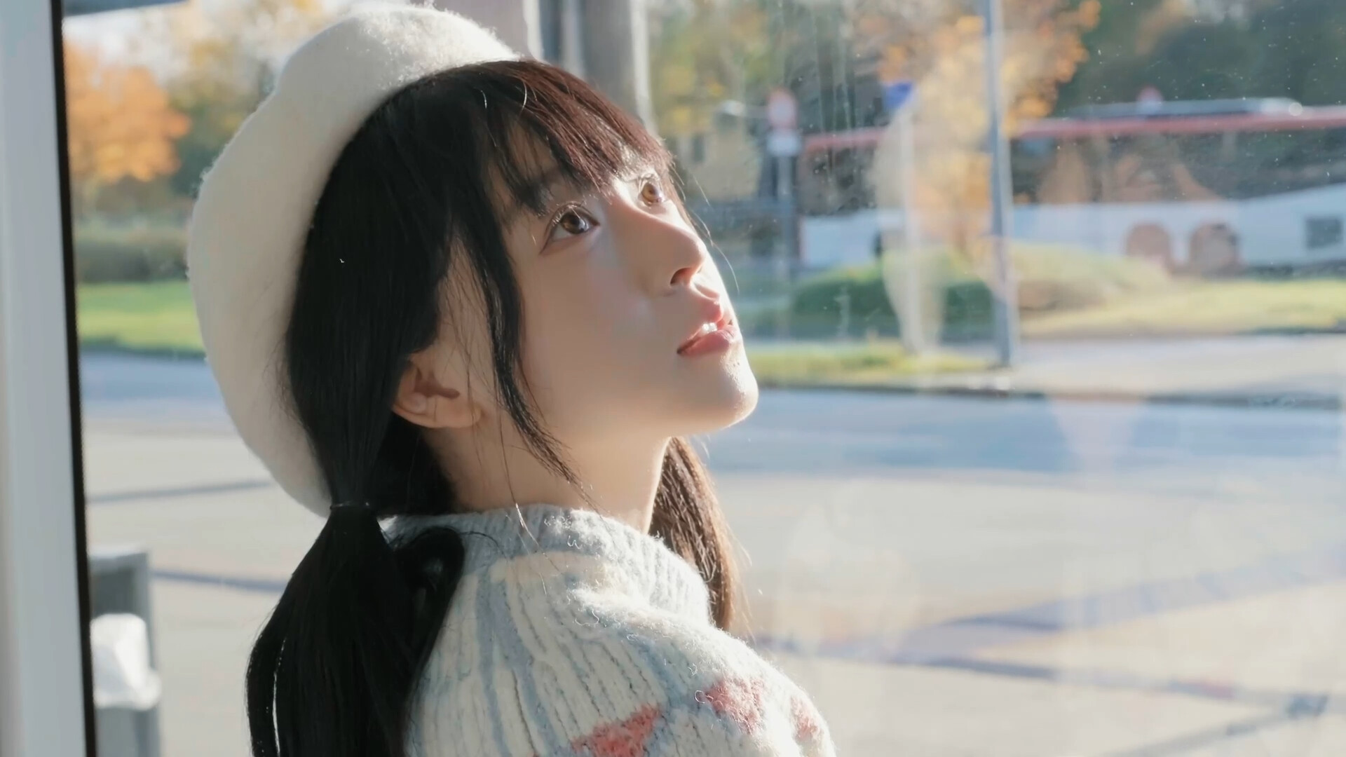 Love Begins With Goodbye screenshot 1