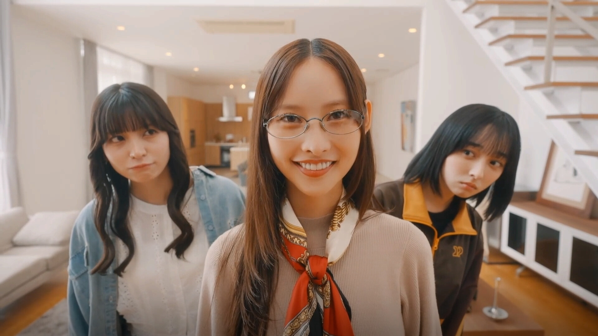 Roommates, Romance, and Ringing Hearts screenshot 8
