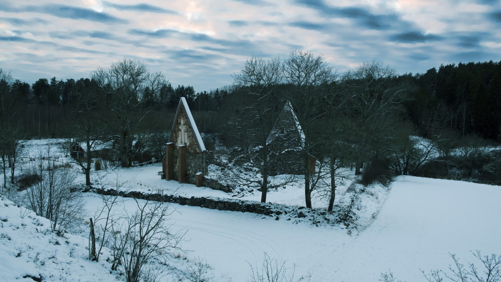 The Game Maker: A Carol Reed Mystery screenshot 2